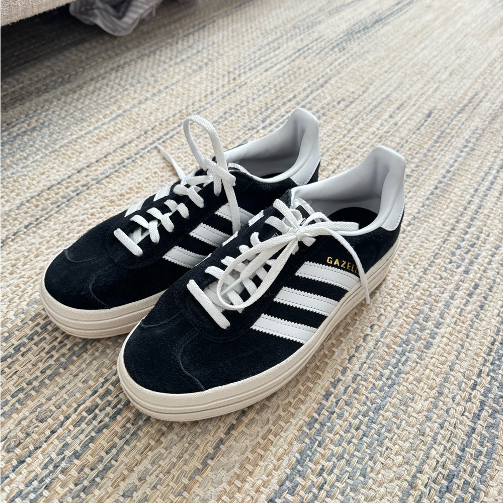 Adidas Black and White Sneakers Classic Design